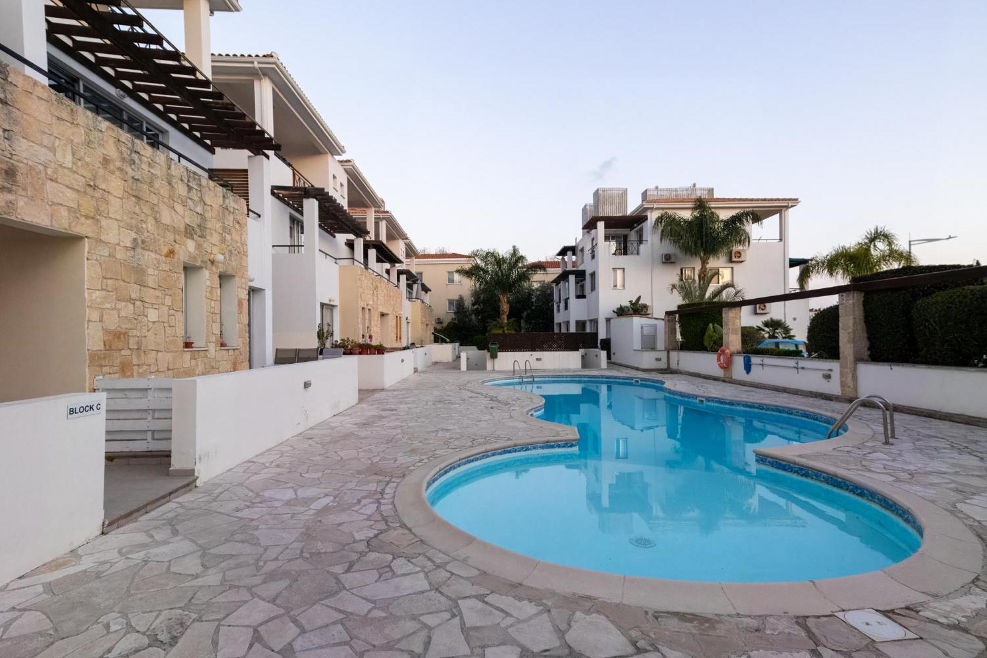 Nefeli Blue-Horizon 2B, Pool, Suites, Big Balconies Paphos Exterior photo